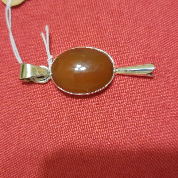 Jewelry - NEW Sterling silver carnelian pendant